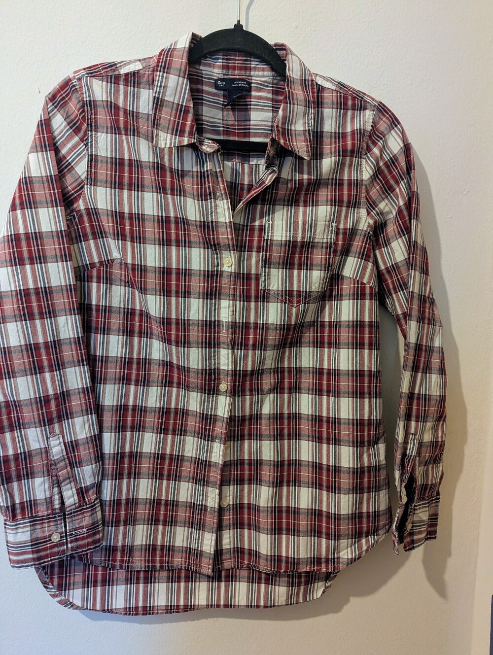 GAP Woman Plaid Button-Up Shirt - Red & White Size S
